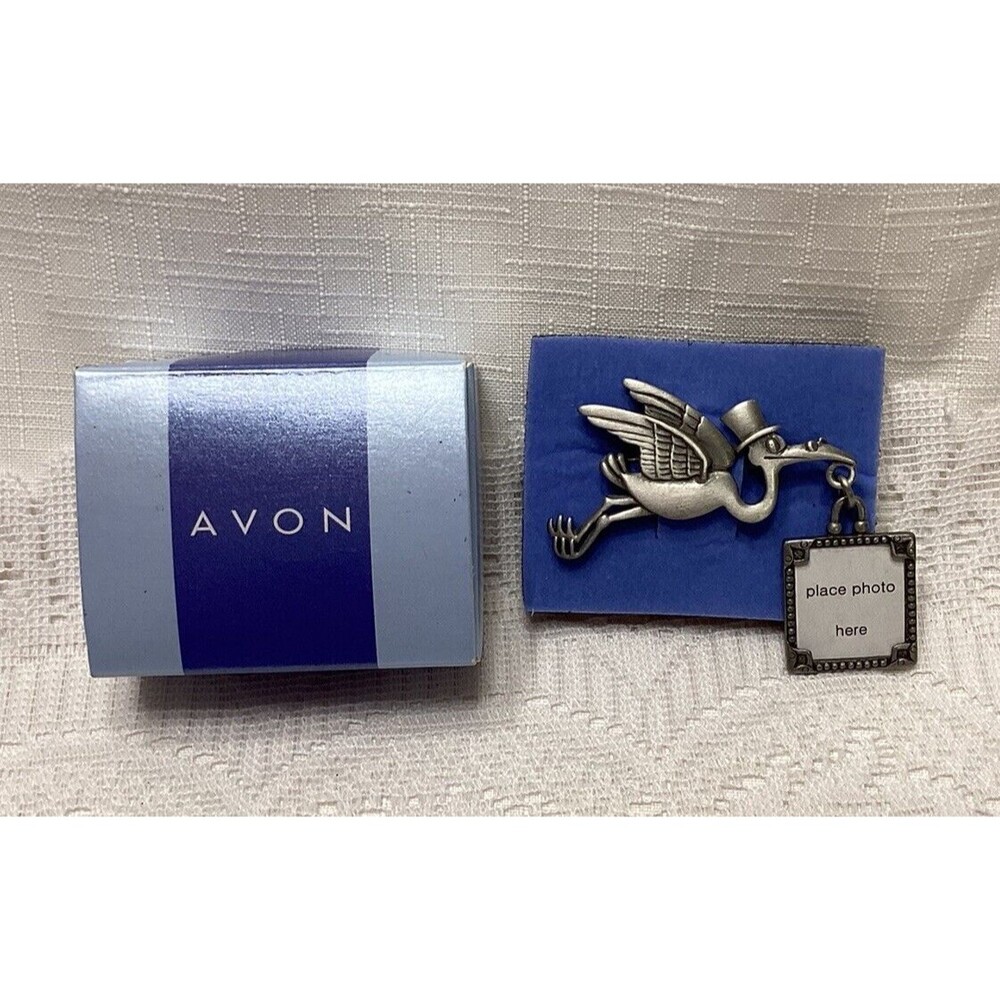 Avon Pewter Color Stork Pin With Photo Holder 2003 New Old Stock Nice Gift